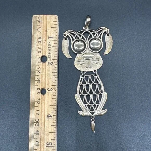 Vintage 1970s Kitsch Dog Pendant Swinging Articulated Movable Jewelry Statement - Picture 7 of 7